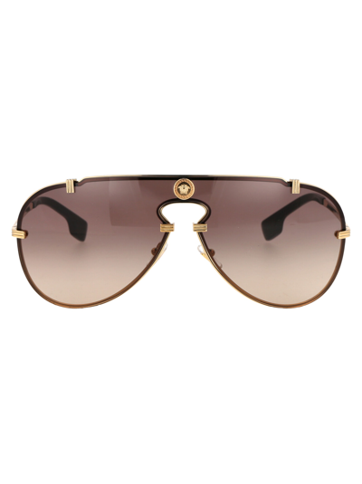 Versace 0ve2243 Sunglasses In 100213 Gold