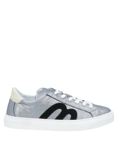 Momoní Sneakers In Silver