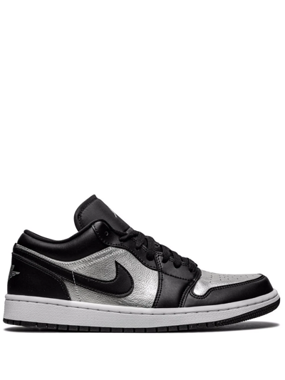 Jordan Air  1 Low Se Sneakers In White/black/metallic Silver