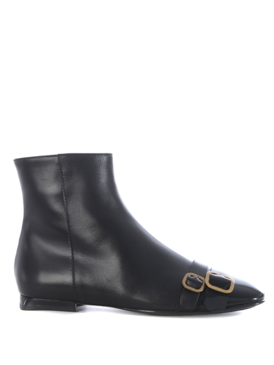 Tod's Tods Ankle Boot In Leather In Nero