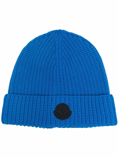 Moncler Logo-appliquéd Ribbed Cotton Beanie In Blue