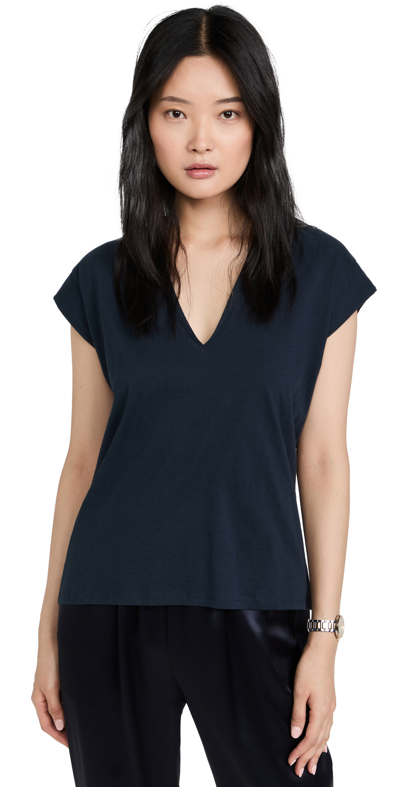 Frame Le High Rise V-neck Organic Pima Cotton T-shirt In Navy
