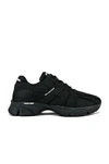 Balenciaga Runner Chunky Low-top Sneakers In Black