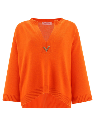 Valentino V Logo Notched Cashmere Jumper In Orange