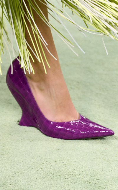 Bottega Veneta Croc-embossed Leather Wedge Pumps In Fuchsia