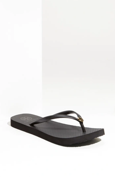 Tory Burch Double T Logo Flat Flip-flops In Black