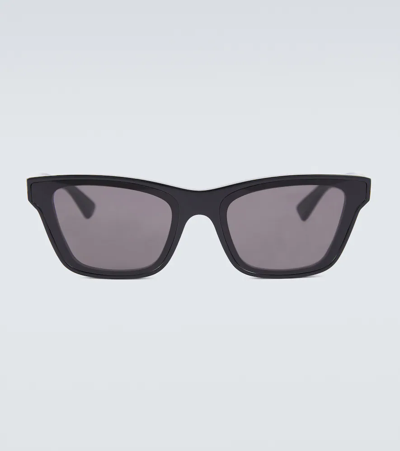 Bottega Veneta Acetate Sunglasses In Black-black-grey