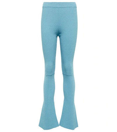 Jacquemus Le Trouseralon Baunhila Ribbed-knit Flared Trousers In Blue
