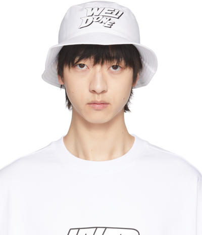 We11 Done White Basic Logo Bucket Hat