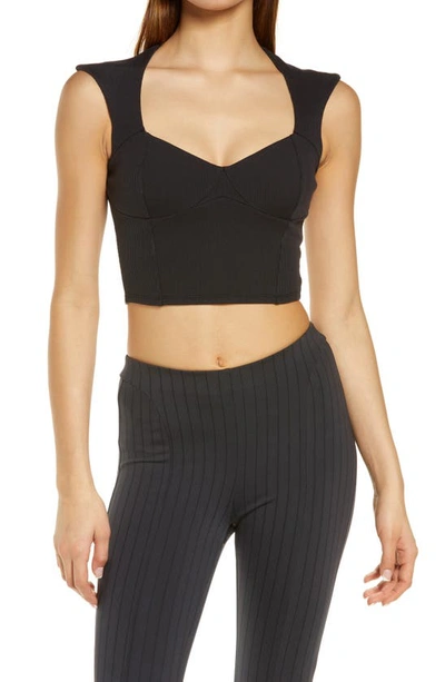 Alo Yoga Ribbed Sweetheart Short Sleeve Shirt In Black