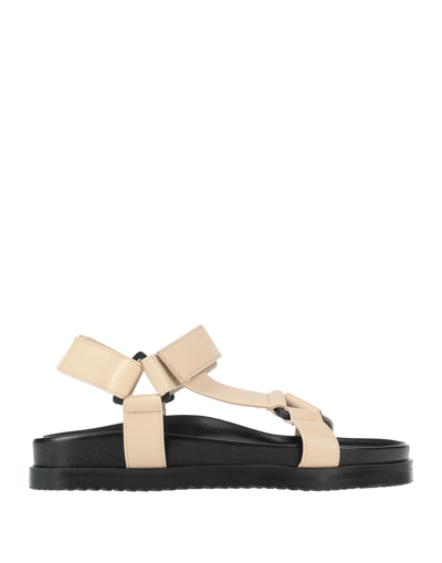 Unlace Sandals In Beige