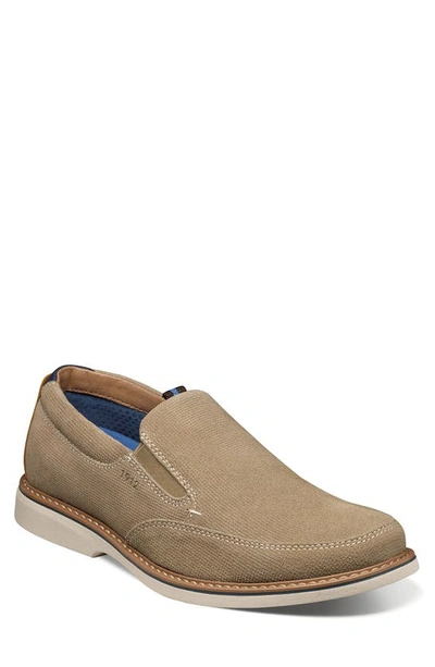 Nunn Bush Otto Slip-on Sneaker In Stone