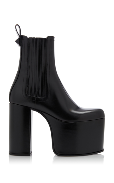 Valentino Garavani Garavani Ankle Leather Boots In Black