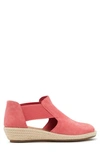 Gentle Souls Signature Noa Elastic Slip-on Platform Sandal In Coral