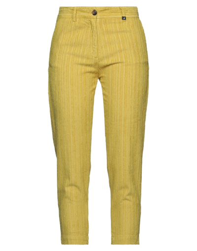 Myths Cropped Pants In Yellow