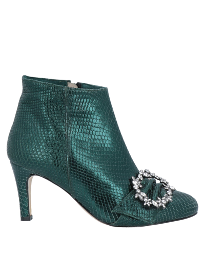 Lenora Ankle Boots In Deep Jade