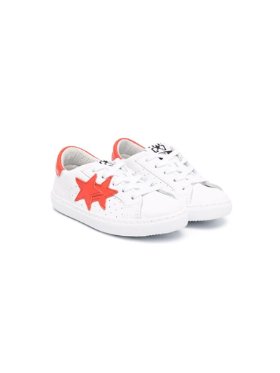 2 Star Kids' Star Patch Low-top Trainers In White