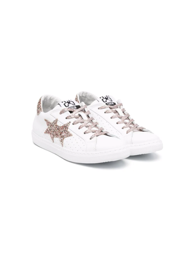 2 Star Teen Star Patch Trainers In White