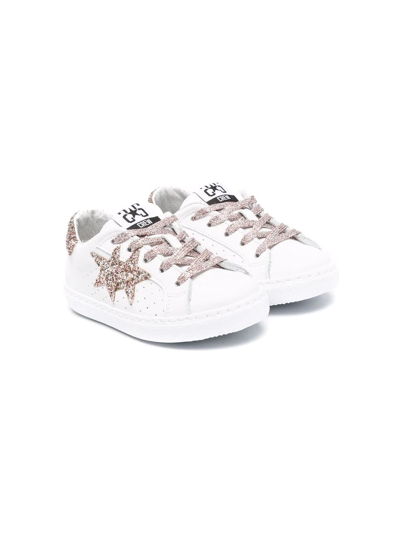 2 Star Kids' Star Patch Low-top Trainers In White