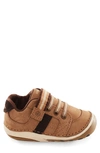 Stride Rite Artie Sneaker In Tan