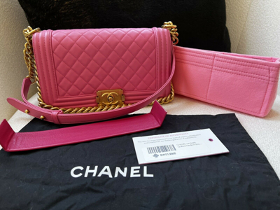 Pre-owned Chanel Old Medium Boy Bag 17c Bubblegum Barbie
