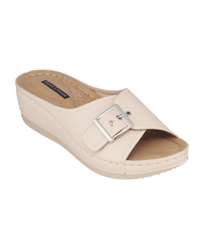 Gc Shoes Women's Justina Wedge Sandals In Ivory