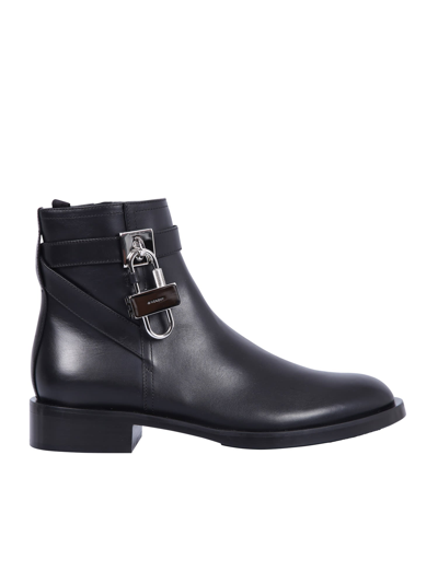 Givenchy Ankle Boots In Black