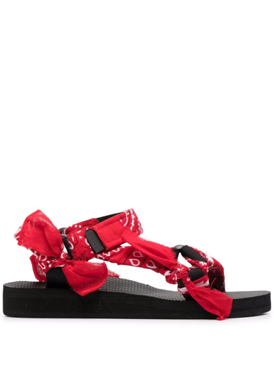 ARIZONA LOVE TREKKY BANDANA-PRINT FLAT SANDALS