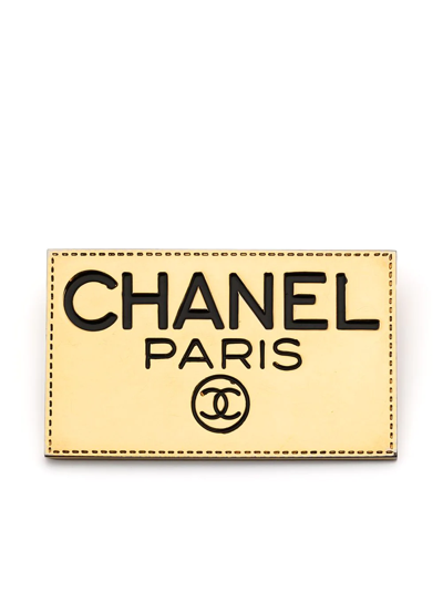 Pre-owned Chanel 1990s Logo-engraved Plate Brooch In Gold