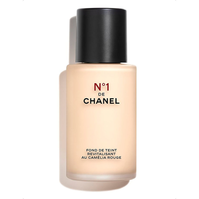 Chanel <strong>n°1 De  Revitalizing Foundation</strong> Illuminates - Hydrates - Protects 30ml In Bd01