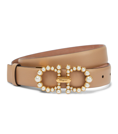 Ferragamo Women display picture 1