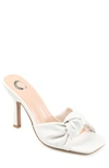 Journee Collection Collection Women's Diorra Pump In White