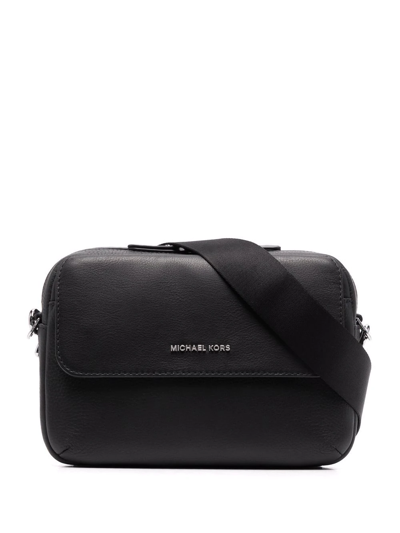 Michael Kors Logo-plaque Leather Shoudler Bag In Schwarz