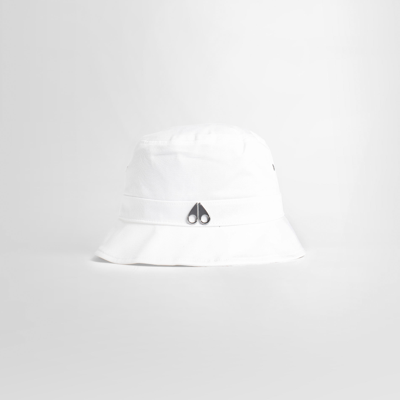 Moose Knuckles Hats In White