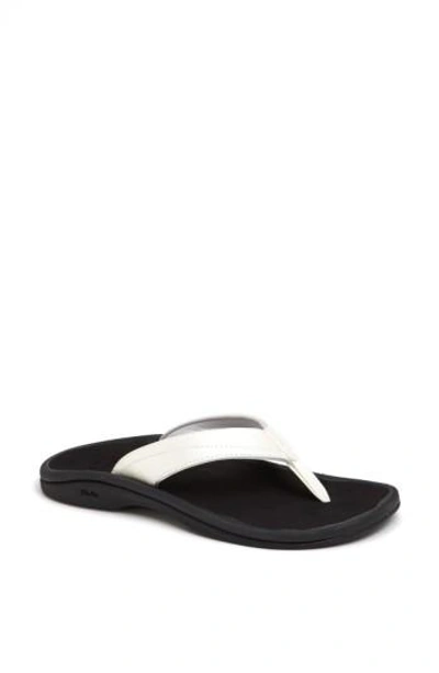 Olukai Ohana Flip Flop In Platinum / Black Faux Leather