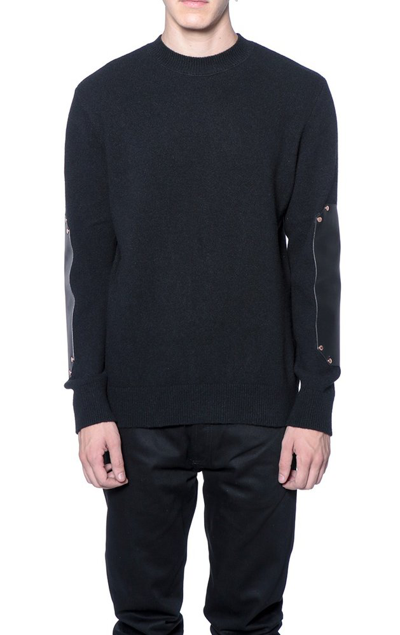 Givenchy Patch Detailed Crewneck Jumper In Black