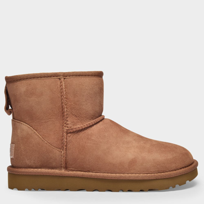 UGG CLASSIC MINI II ANKLE BOOTS
