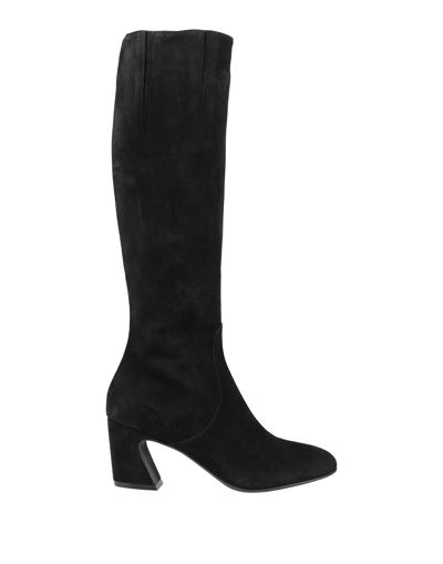 High Knee Boots In Black