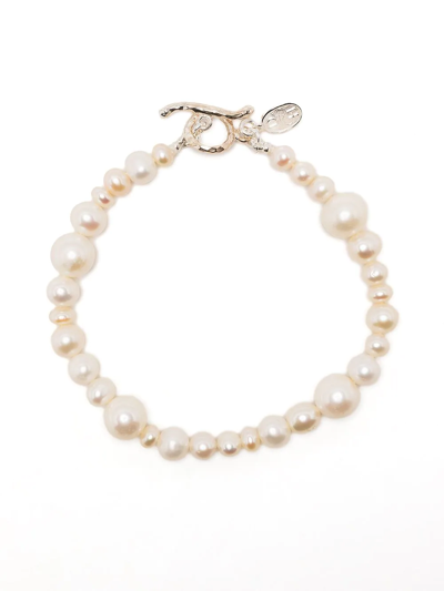 Dower & Hall Freshwater Pearl T-bar Bracelet In Weiss