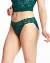 Hanky Panky Signature Lace V-kini Briefs In Ivy