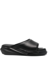 Alyx Mono Leather Slide Sandals In Schwarz