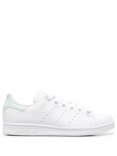 Adidas Originals Low-top Leather Sneakers In Weiss
