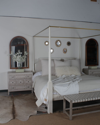 PENINSULA HOME COLLECTION ARINA QUEEN POSTER BED