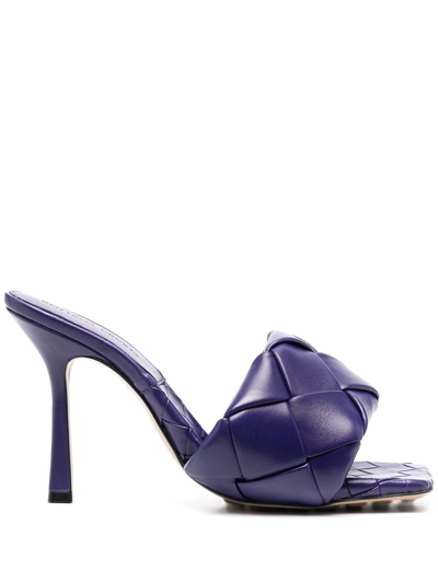 Bottega Veneta The Lido Intrecciato Leather Sandal In Purple