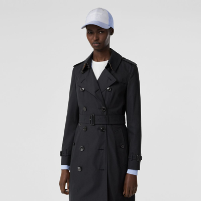 Burberry The Mid-length Chelsea Heritage Trench Coat In Midnight