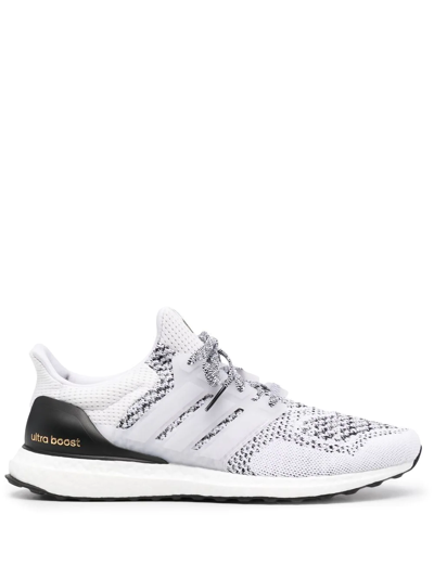 Adidas Originals Adidas Running Ultraboost Dna 5.0 Trainers In White And Black