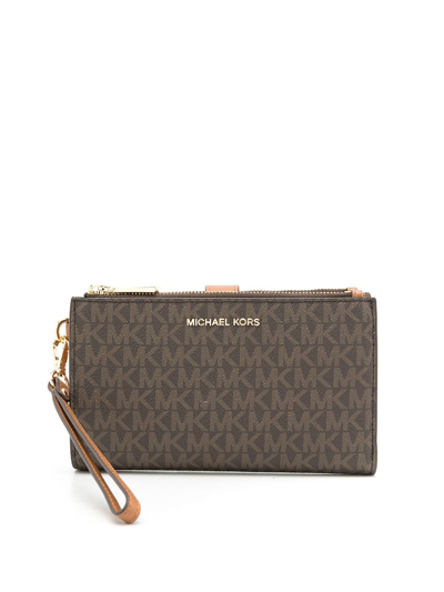 Michael Michael Kors Jet Set Monogram Wallet In 棕色