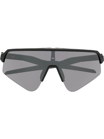 Oakley Oversize Visor-sunglasses In Black