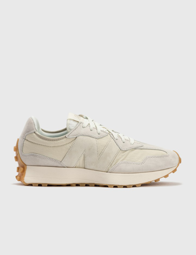 New Balance Women's 327 In White