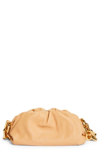 Bottega Veneta The Chain Pouch Teen Shoulder Bag In Almond